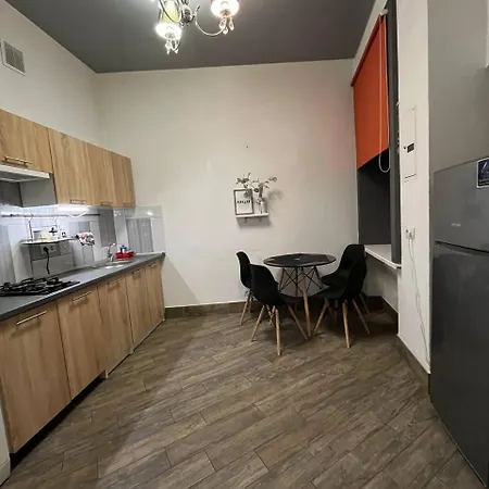 Shpytalna є світло Lviv