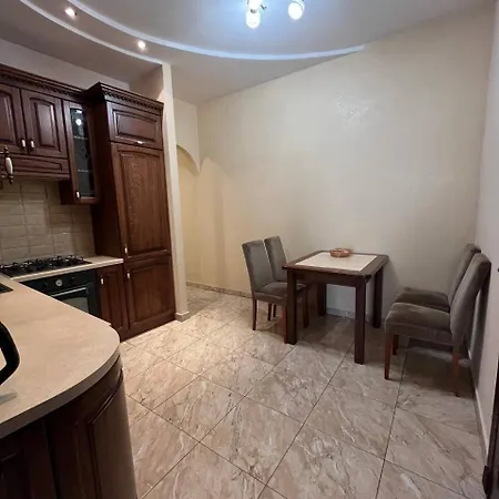 Shpytalna Apartment *