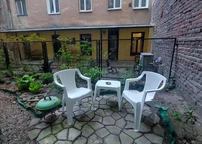 Apartamento Shpytalna є світло