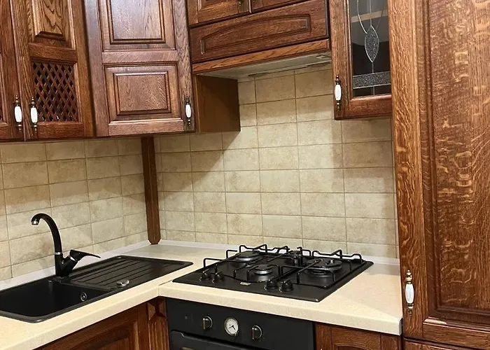 Shpytalna є світло * Leópolis