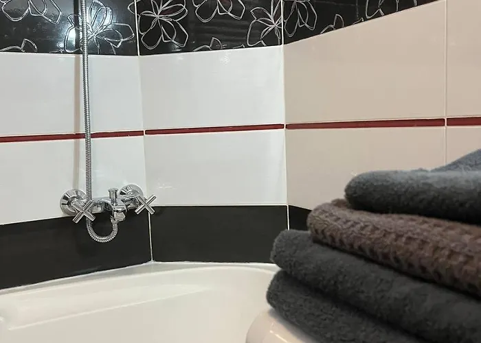 Shpytalna є світло Apartamento