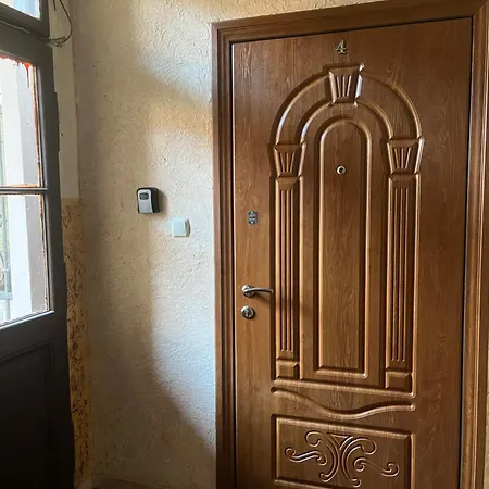 アパート Shpytalna є світло