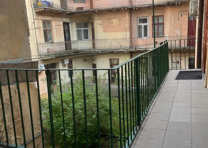 Shpytalna є світло *