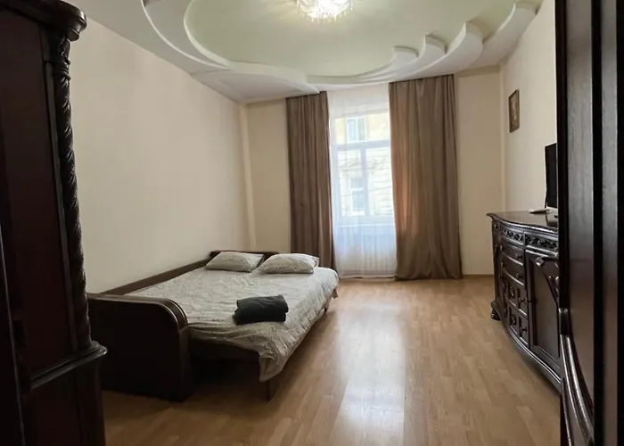 Shpytalna є світло リヴィウ